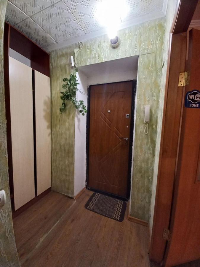1 Комнатная Квартира Остановка Торговый Центр Tjerkasy Exteriör bild
